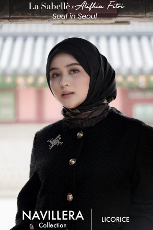 La Sabellè x Alifhia fitri : Soul In Seoul - Navillera Scarf - Licorice